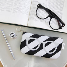 Load image into Gallery viewer, The Basic Cotton Glasses Pouch
