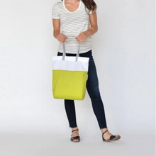 Load image into Gallery viewer, Tote Bag Green

