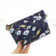 Load image into Gallery viewer, Willow Story Pattern Pouch Navy
