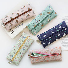 Load image into Gallery viewer, Willow V.4 Zipper Pencil Case Navy Duck
