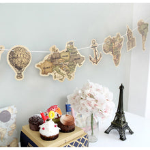 Load image into Gallery viewer, World Map Garland AAntique ( decoration )
