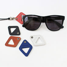 Load image into Gallery viewer, Sunglass Necklace Ver. 1 Navy
