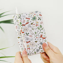 Load image into Gallery viewer, Willow Ver.4 Passport Case White Fox
